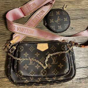 New Shoulder bag with Gold Chain and pink canvas shoulder strap.